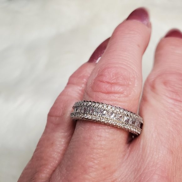 crystal 1.85 CT round AAA quality stainless steel eternity band sz 8 - Picture 7 of 7